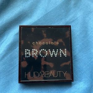 Buds beauty eye shadow palette chocolate brown
